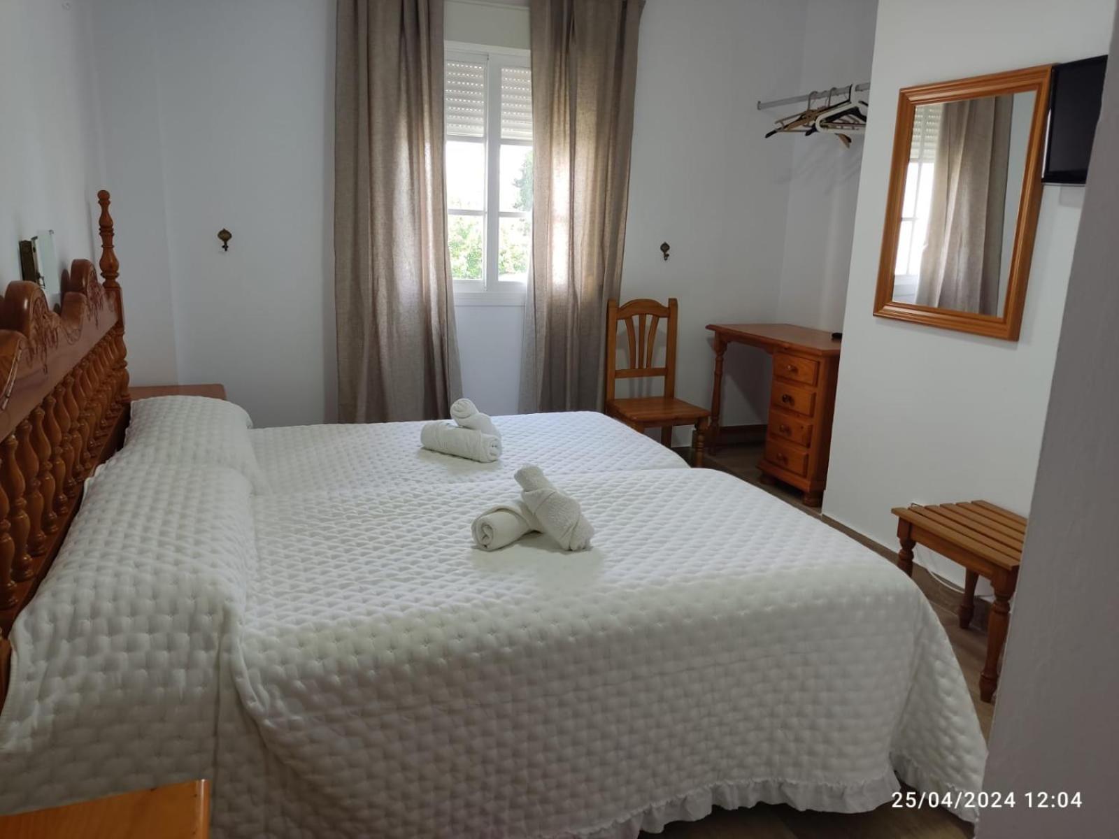 Hostal Quinto Pino Chipiona Exterior foto