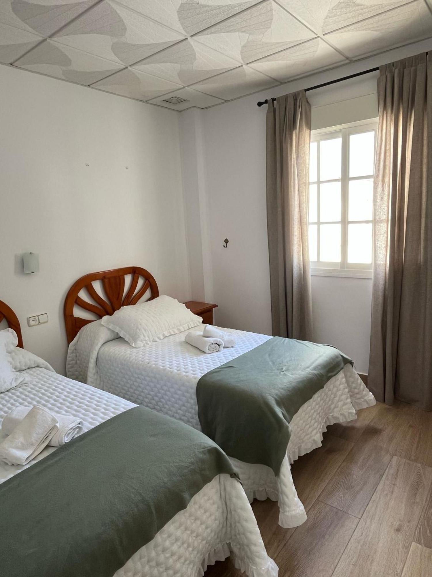 Hostal Quinto Pino Chipiona Exterior foto