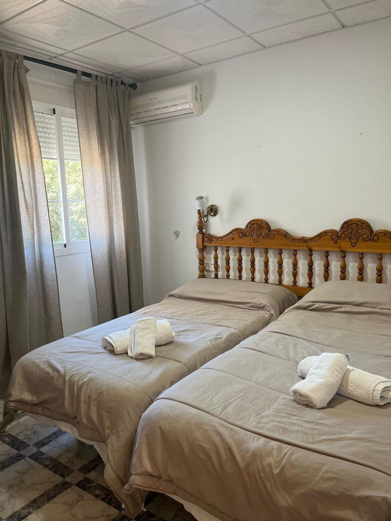 Hostal Quinto Pino Chipiona Exterior foto